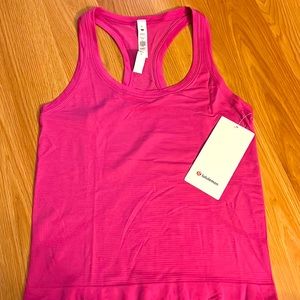 Lululemon Swiftly Tech Tank *Race Length